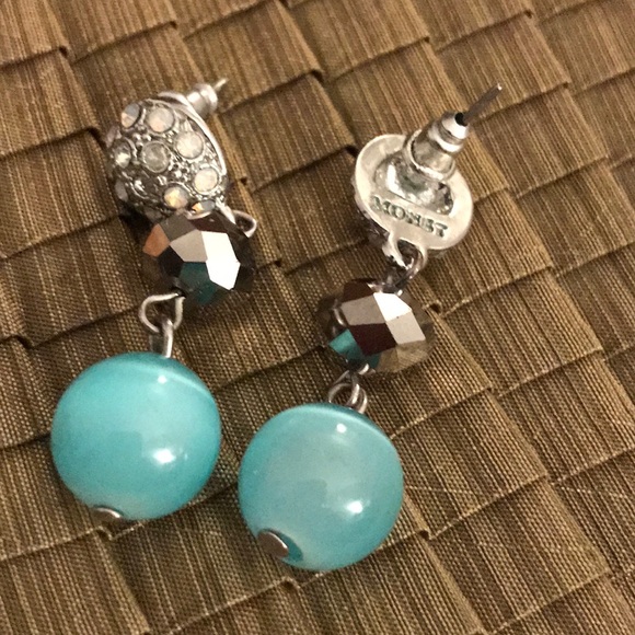 Monet earrings - Picture 3 of 3